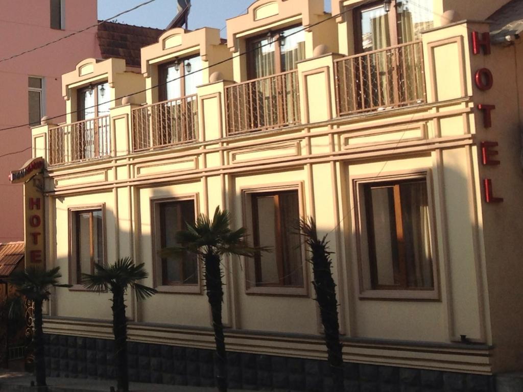 Danisimo Hotel Tbilisi Eksteriør billede