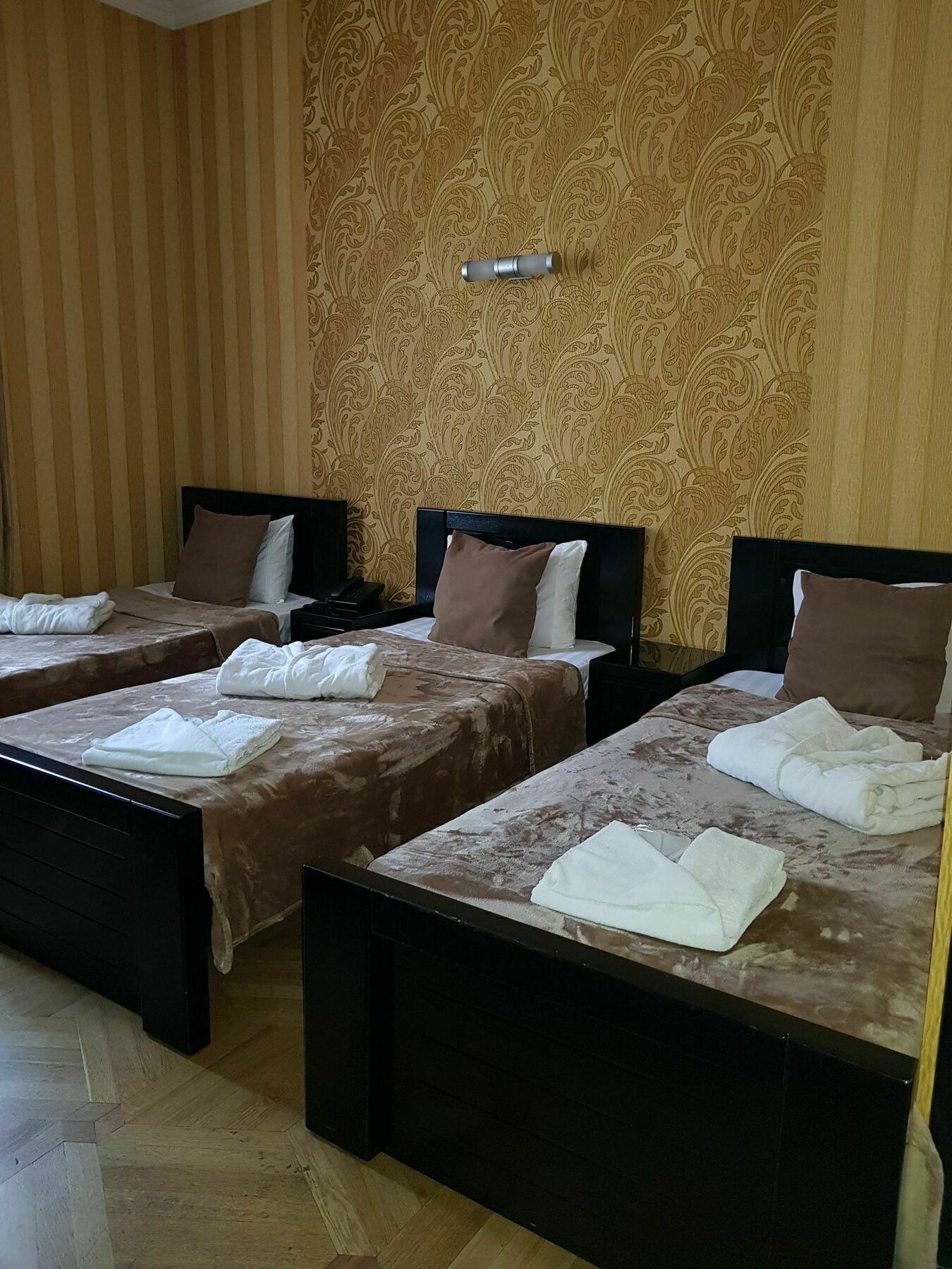 Danisimo Hotel Tbilisi Eksteriør billede
