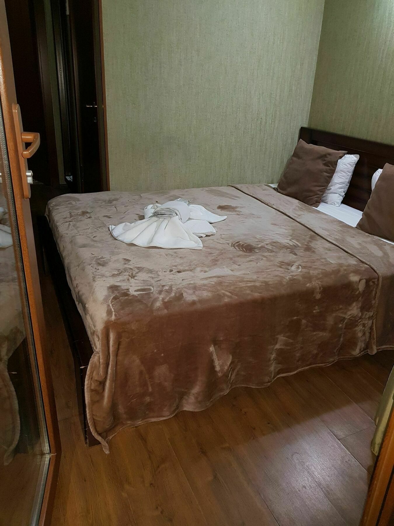 Danisimo Hotel Tbilisi Eksteriør billede