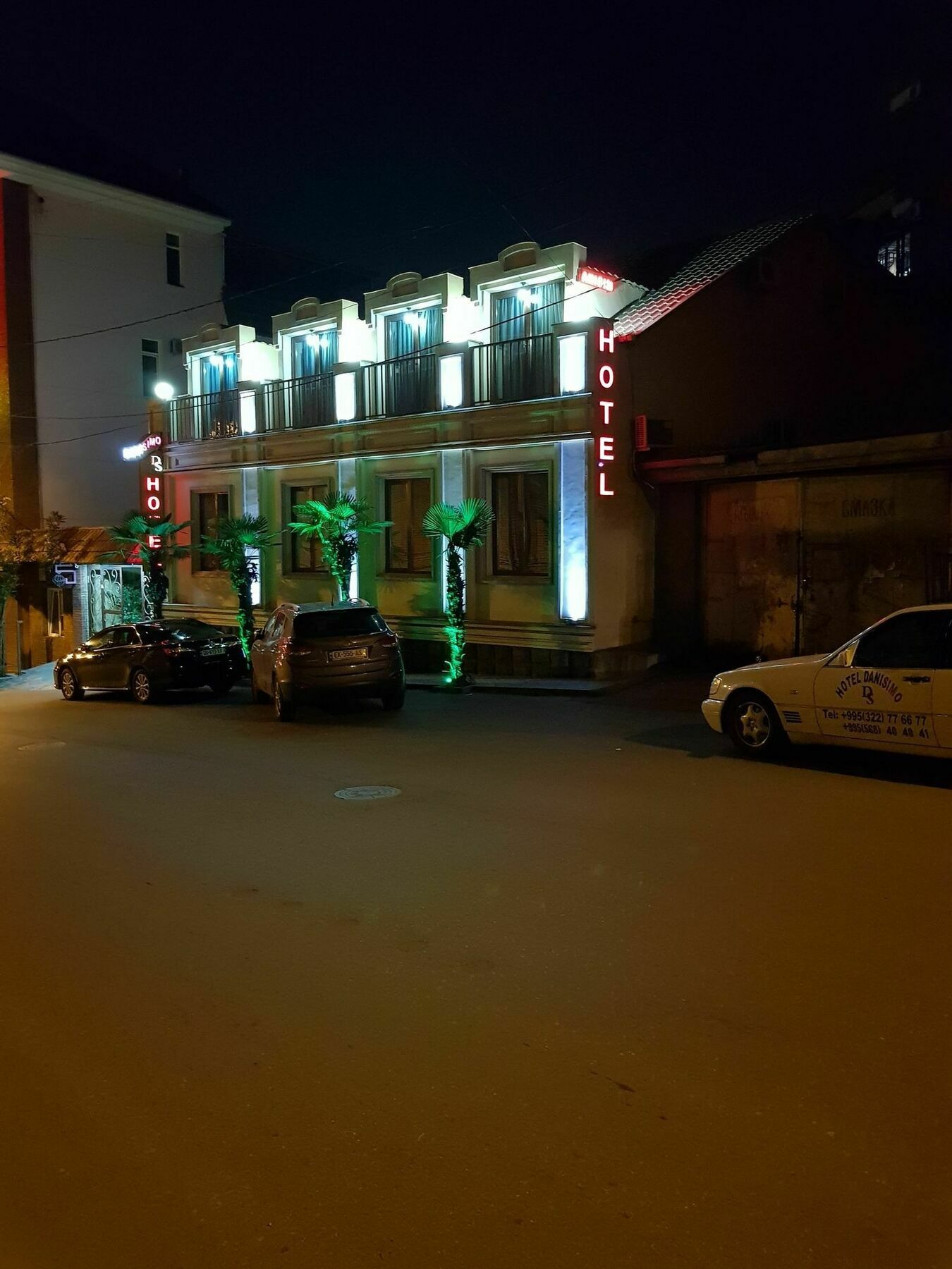 Danisimo Hotel Tbilisi Eksteriør billede