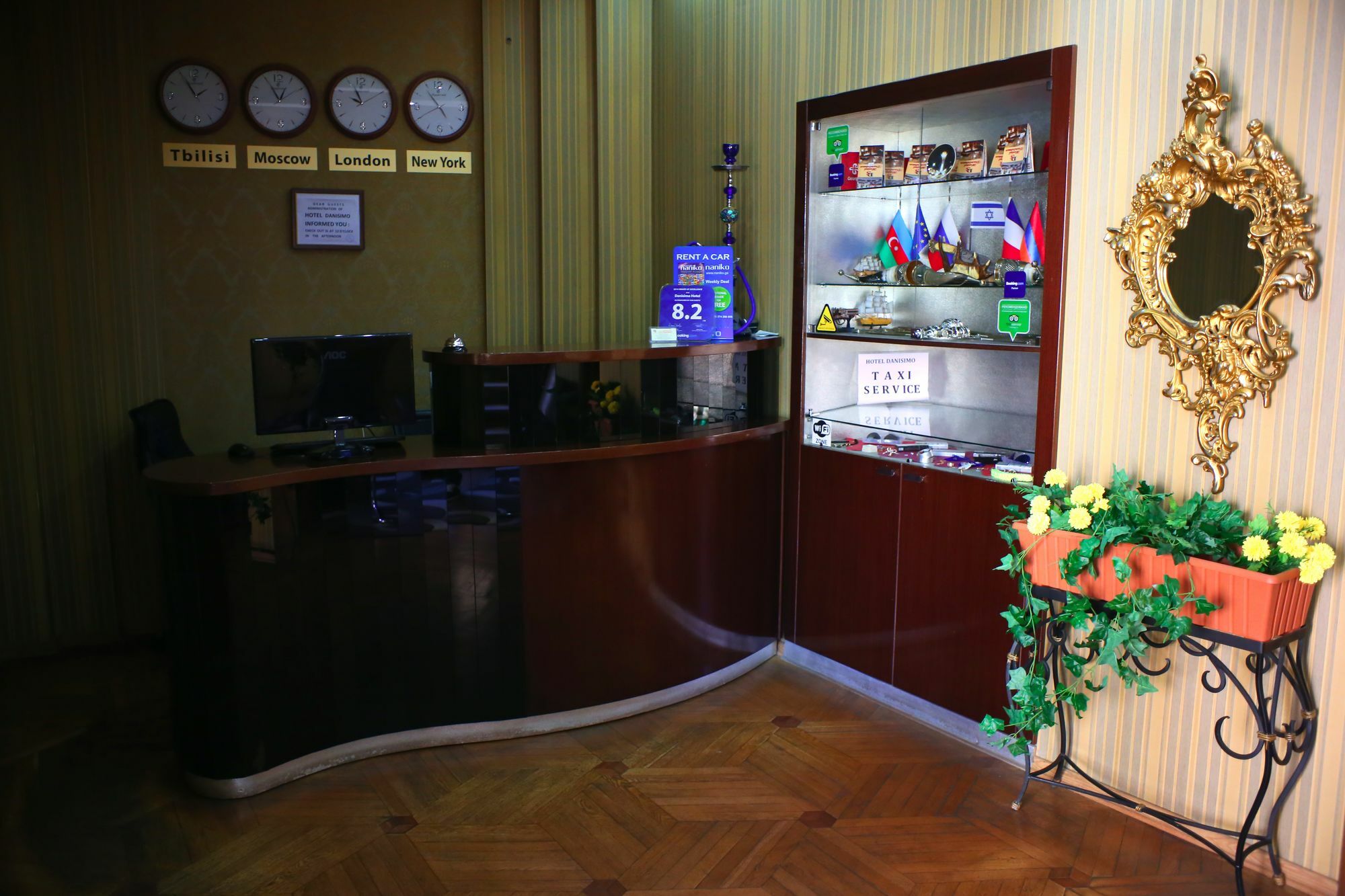 Danisimo Hotel Tbilisi Eksteriør billede