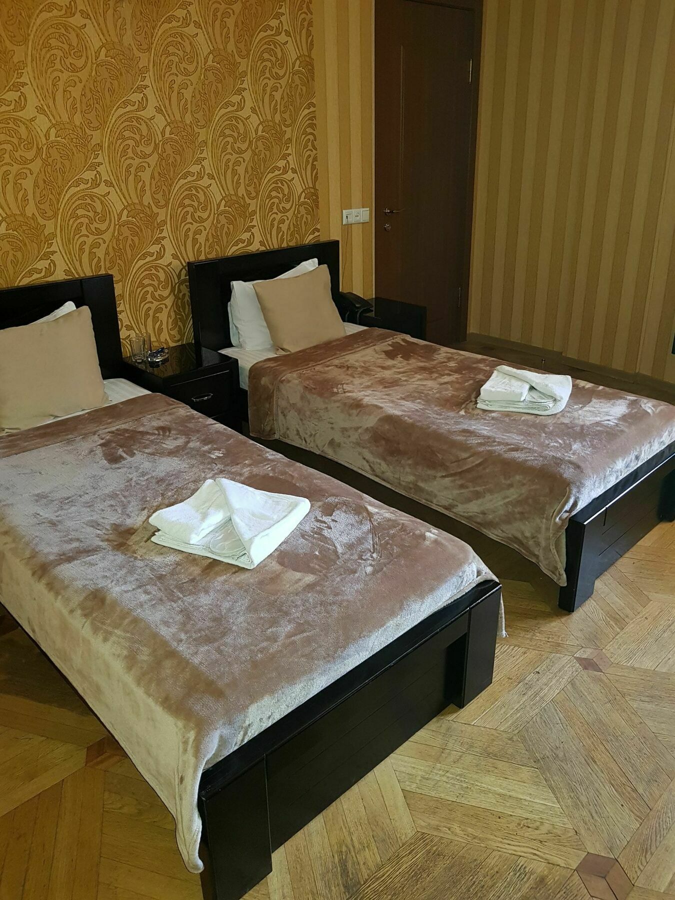 Danisimo Hotel Tbilisi Eksteriør billede